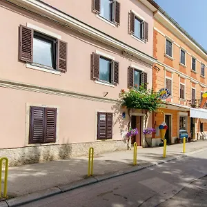 Stanislava Apartment