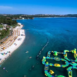 4* Holiday park Centre Bi Village